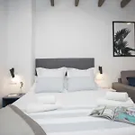 Singularstays Parque Central